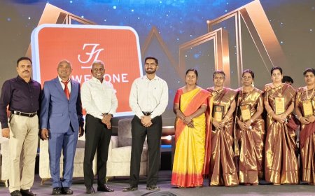 100 சதவிகித தேர்ச்சியை பெற்றுத்தந்த ஆசிரியர்களுக்கு சிறப்பு பாராட்டு