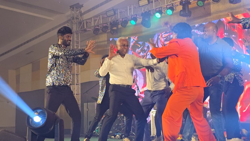 வாடிக்கையாளர்களுக்காக பிரமாண்ட இசை நிகழ்ச்சி – ஜூவல் ஒன் ஏற்பாடு