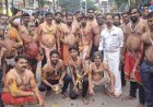 "வேசிக்கோ" "தீசுக்கோ"என பக்தி முழக்கம்