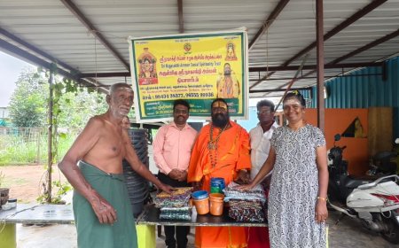 புரட்டாசி அமாவாசையை முன்னிட்டு முதியோர் இல்லத்தில் நலத்திட்ட உதவிகள்!