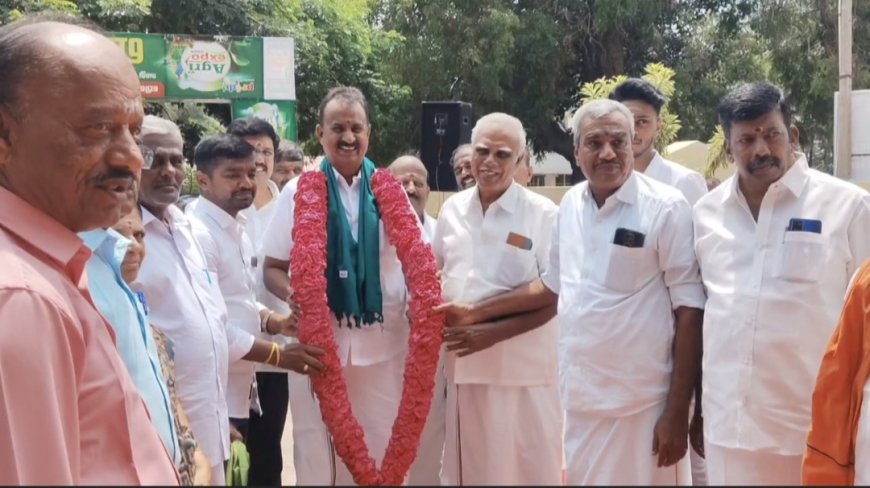 விவசாய கண்காட்சி அதிமுக முன்னாள் அமைச்சர் எஸ் பி வேலுமணி துவக்கி வைத்தார்!